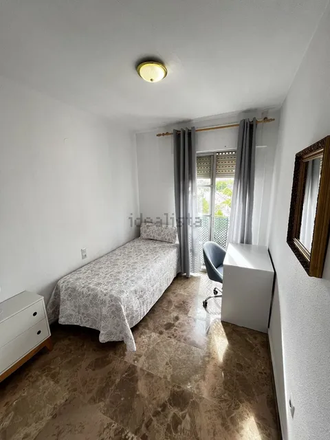 Pis de 85 m² a Còrdova