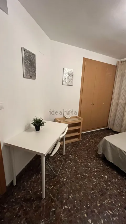 Chambre à louer, Valence (2/13)