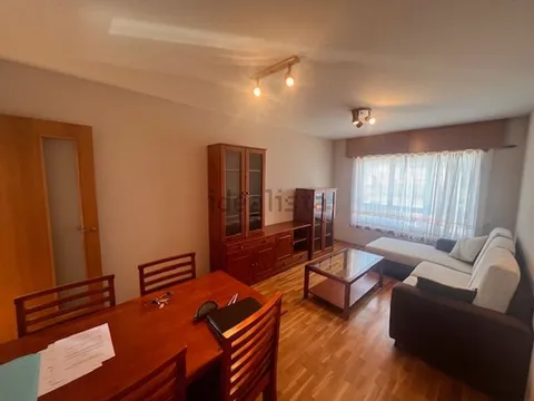 Pis de 80 m² a Oleiros