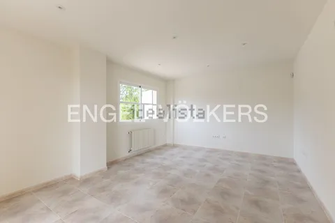 Casa de 250 m² a Riba-roja de Túria