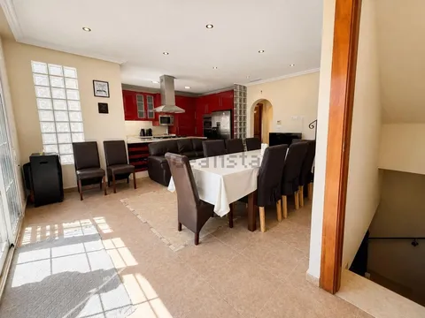 Casa de 387 m² a Torrevella