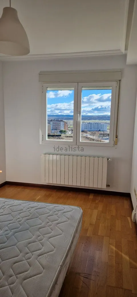 Pis de 70 m² a Àvila