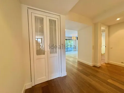 Appartamento 143 m² a Sant Cugat del Vallès (3/25)