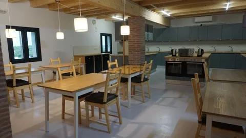 Habitació de lloguer, Fontanilles