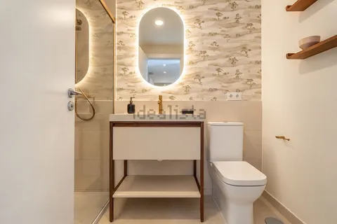Pis de 131 m² a Tomares