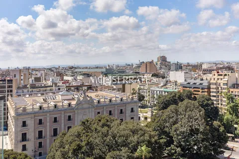 Wohnung 246 m² in Valencia