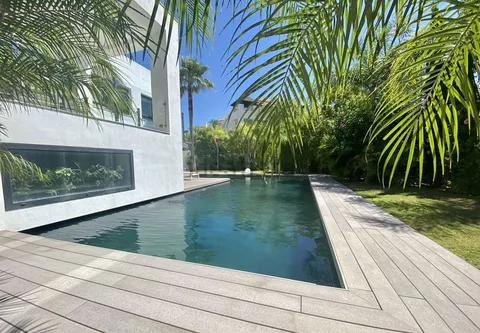Casa de 390 m² a Estepona
