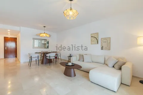 Pis de 98 m² a Estepona