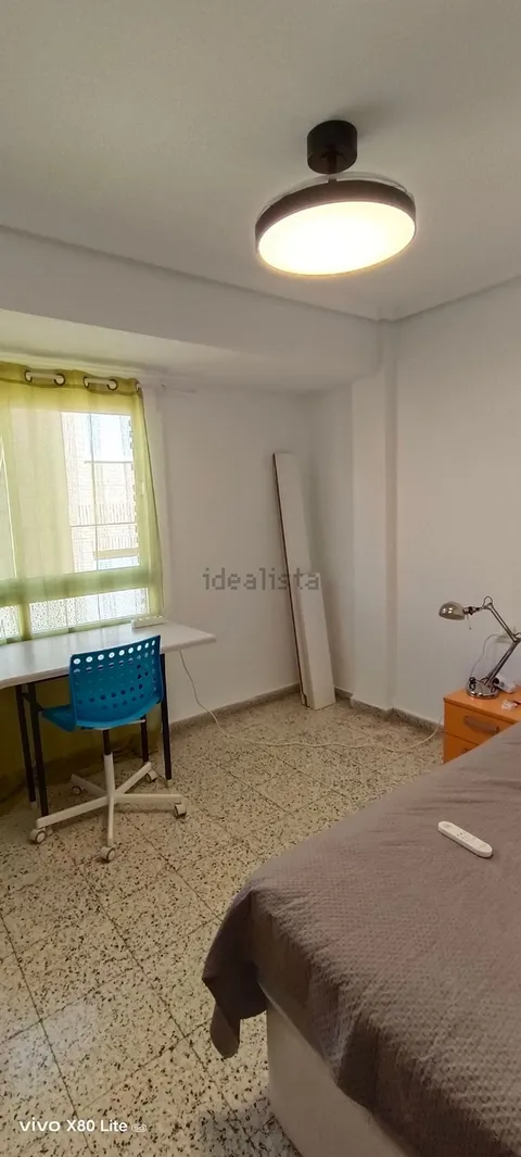 Habitació de lloguer, Burjassot