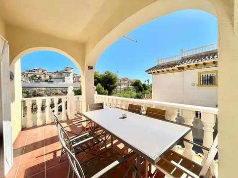 Casa de 300 m² en Orihuela (4/31)