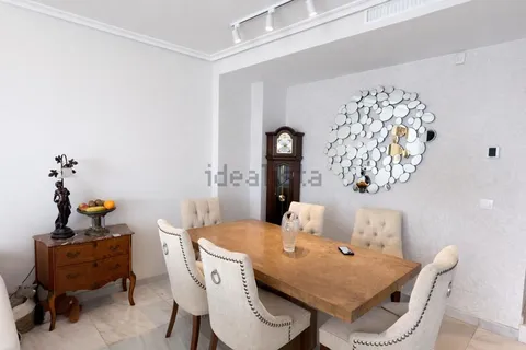 House 300 m² in Marbella (2/12)