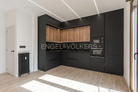 Appartamento 111 m² a Madrid