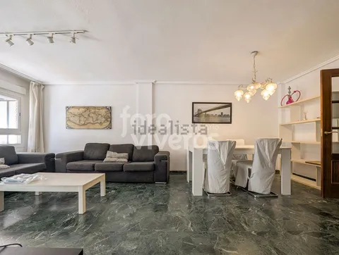 Pis de 131 m² a València