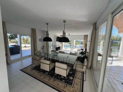 Moradia 640 m² em Santa Eulària des Riu