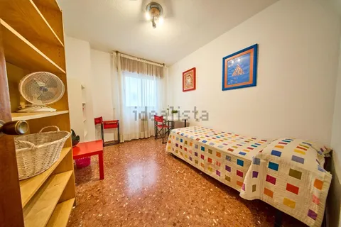 Apartamento 120 m² em Granada
