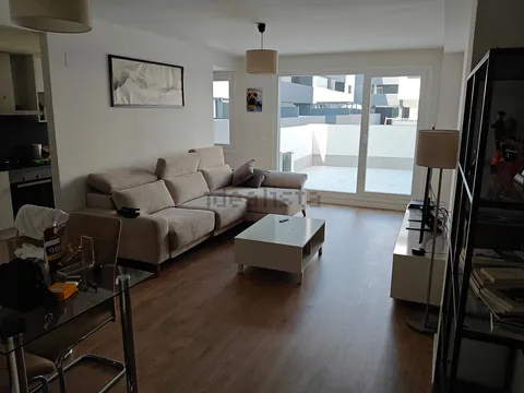Room for rent, Zaragoza (3/4)