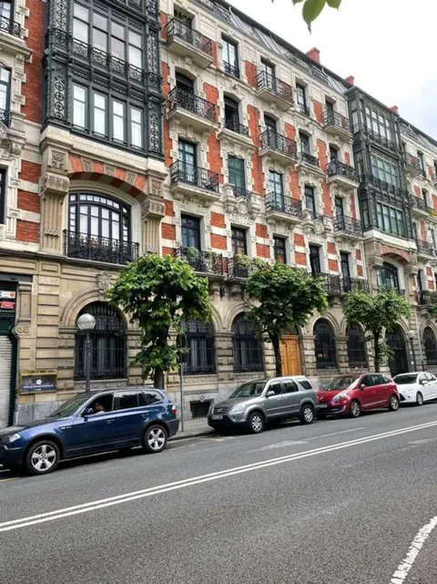 Appartamento 95 m² a Bilbao