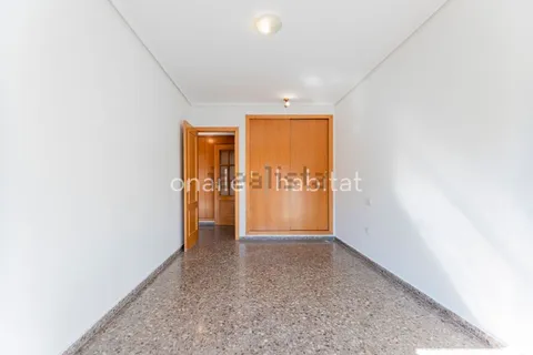 Pis de 70 m² a València