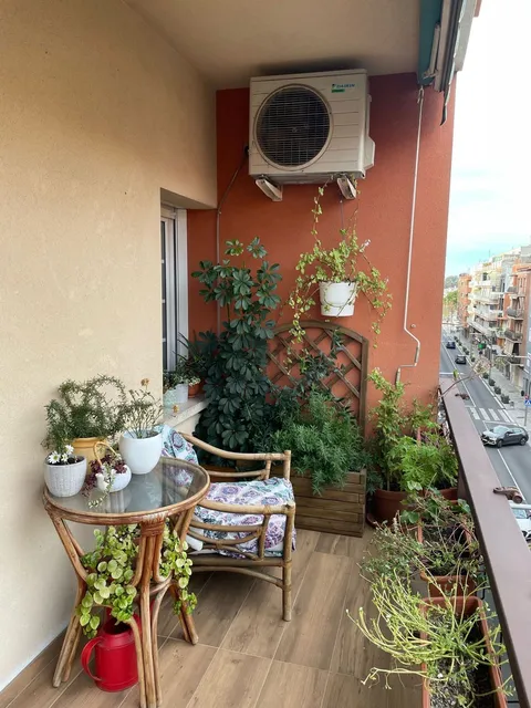 Habitació de lloguer, Castelldefels