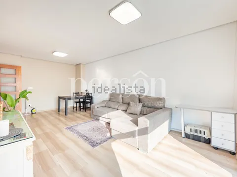 Pis de 82 m² a València