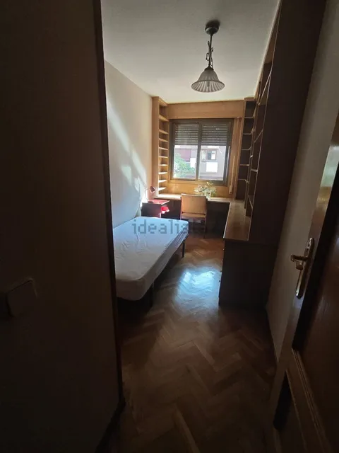Chambre à louer, Madrid (4/8)