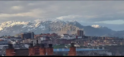 Pis de 51 m² a Oviedo