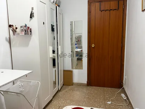 Habitació de lloguer, València (3/3)