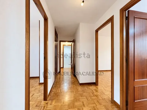 Appartement 64 m² à Burgos