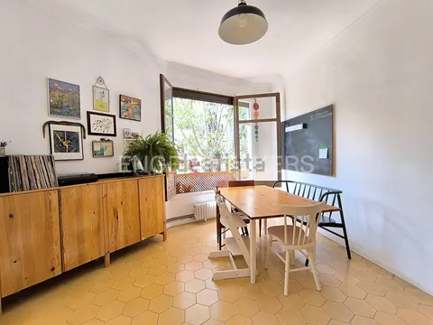 Apartamento 101 m² em Barcelona