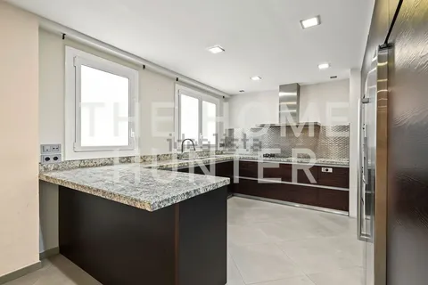 Квартира 261 м² в Барселоне