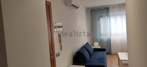 Room for rent, Barcelona (3/18)