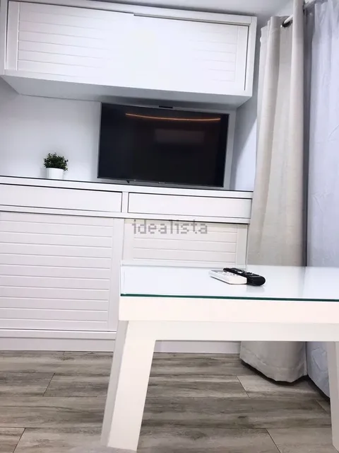 Pis de 35 m² a Plasencia (3/10)