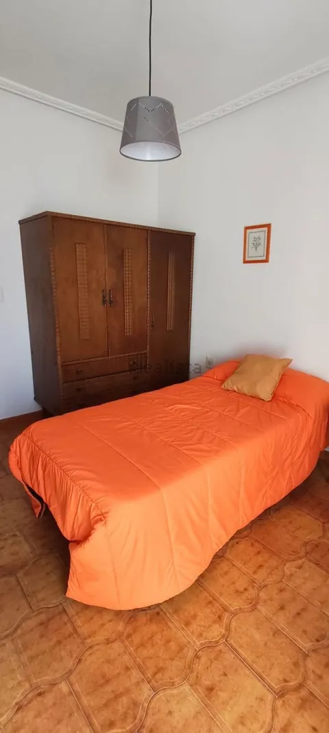 Flat 90 m² in Baeza