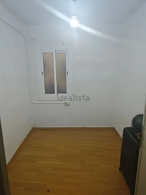 Quarto para alugar, Palau-solità i Plegamans