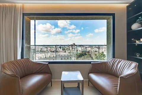 Wohnung 246 m² in Valencia