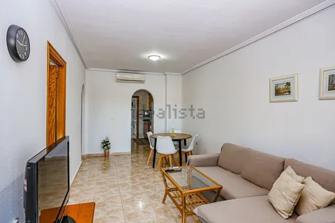 Pis de 60 m² a Oriola