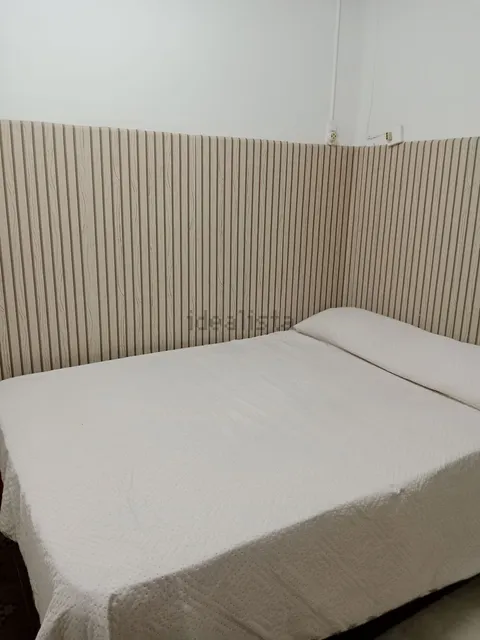 Room for rent, la Pobla de Vallbona