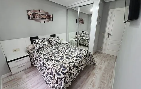 Pis de 94 m² a Gijón