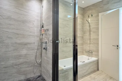 Haus 240 m² in Marbella