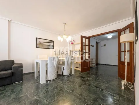Pis de 131 m² a València