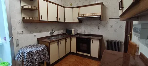 Flat 90 m² in Baeza