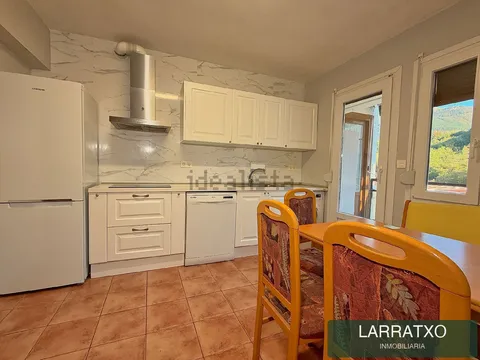 Wohnung 90 m² in Eskoriatza