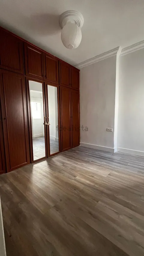 Apartamento 94 m² em Granada