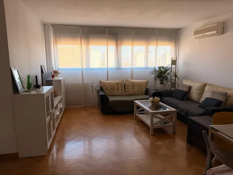 Wohnung 90 m² in Madrid