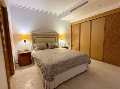 Wohnung 196 m² in Estepona