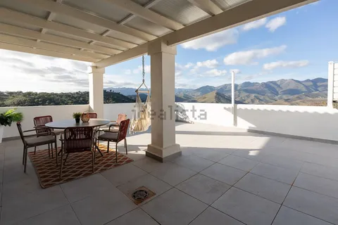 Pis de 275 m² a Ojén