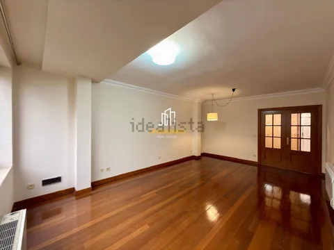 Appartement 96 m² à Logrogne