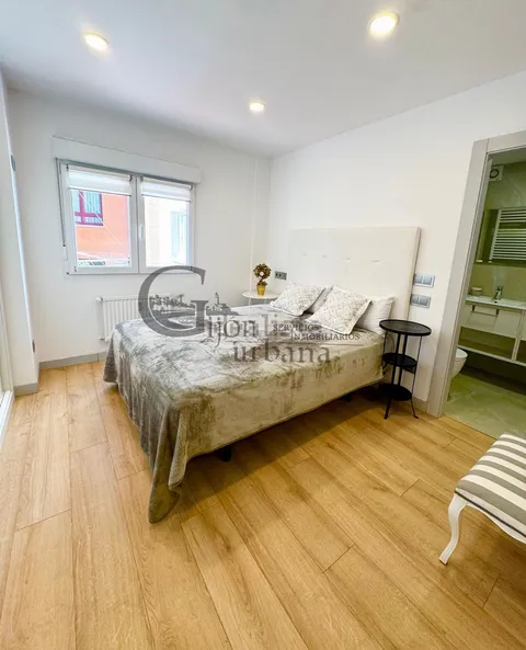 Pis de 105 m² a Gijón