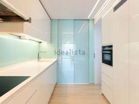 Wohnung 130 m² in Valencia