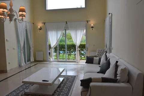 Maison 450 m² à San Roque